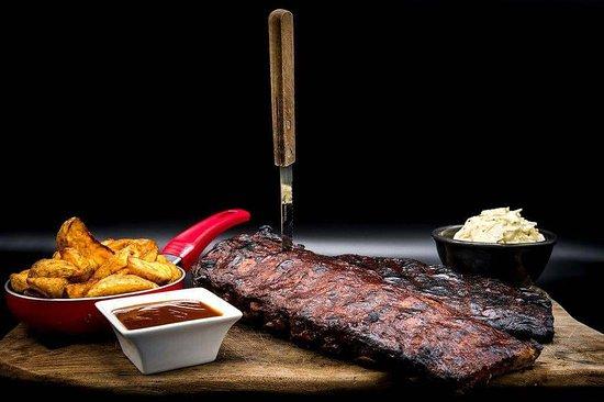 Tara's GastroPub