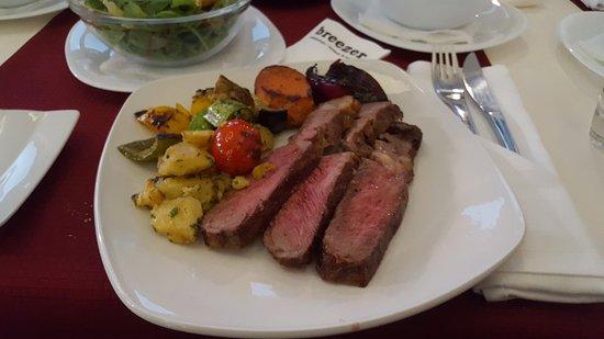 Breezer Restaurant